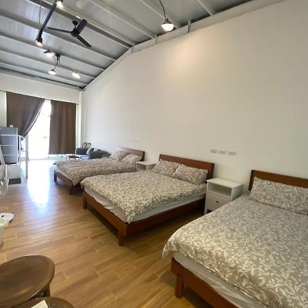 好室連連house Lien Lien Apartment Тайнан Екстериор снимка
