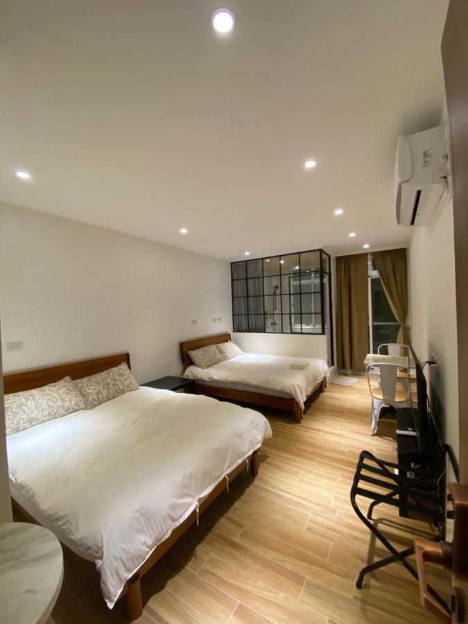 好室連連house Lien Lien Apartment Тайнан Екстериор снимка