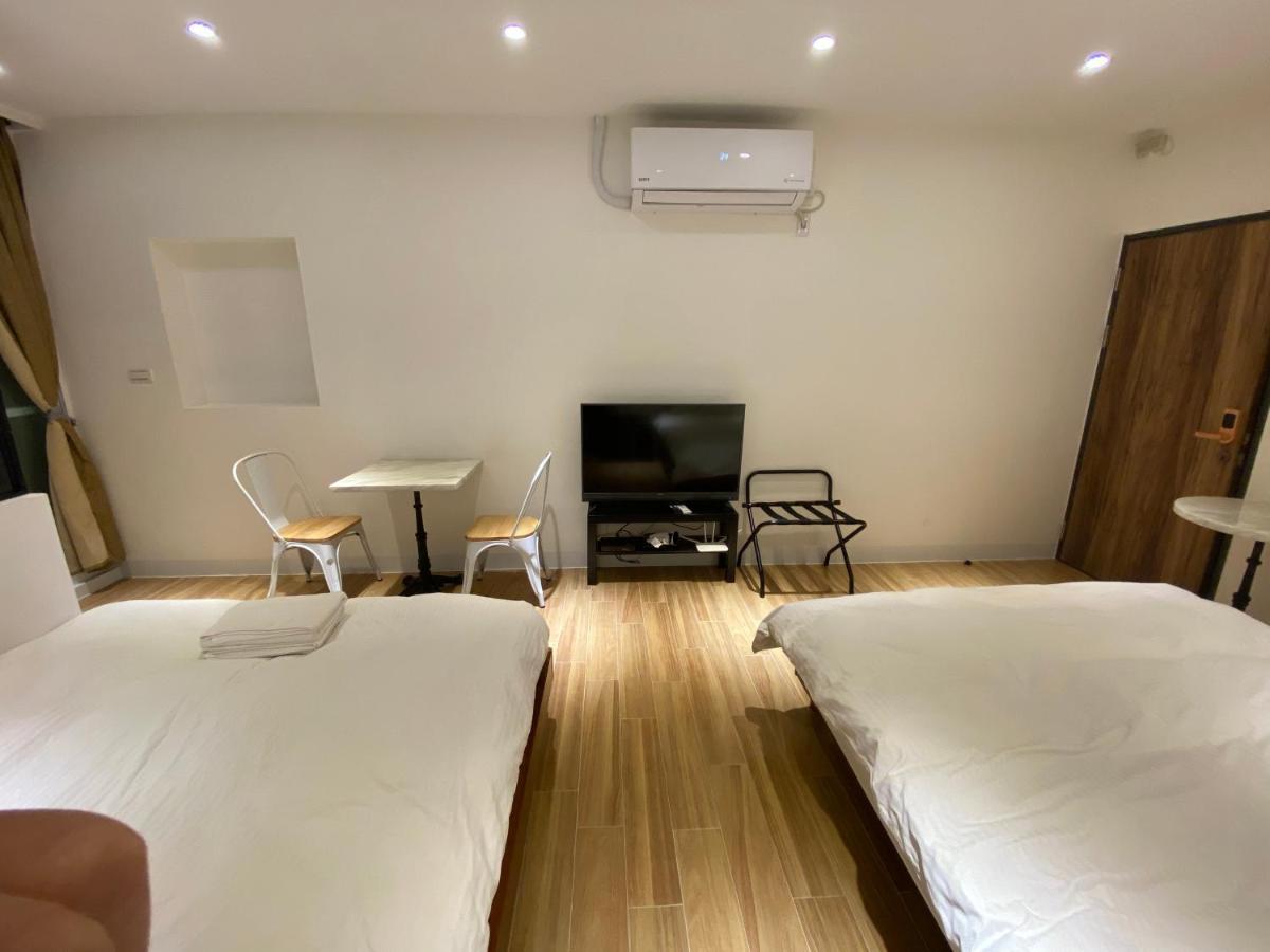 好室連連house Lien Lien Apartment Тайнан Екстериор снимка