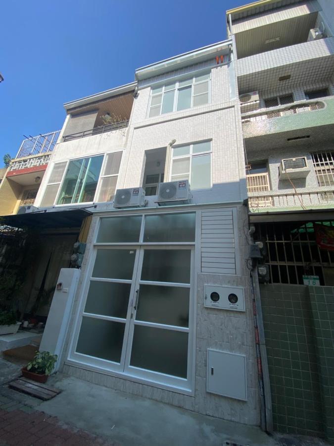 好室連連house Lien Lien Apartment Тайнан Екстериор снимка