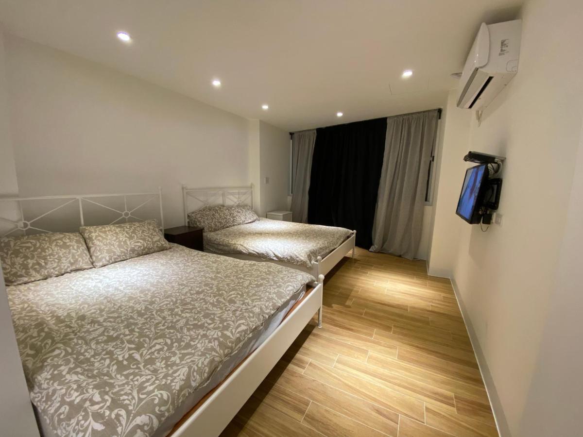 好室連連house Lien Lien Apartment Тайнан Екстериор снимка