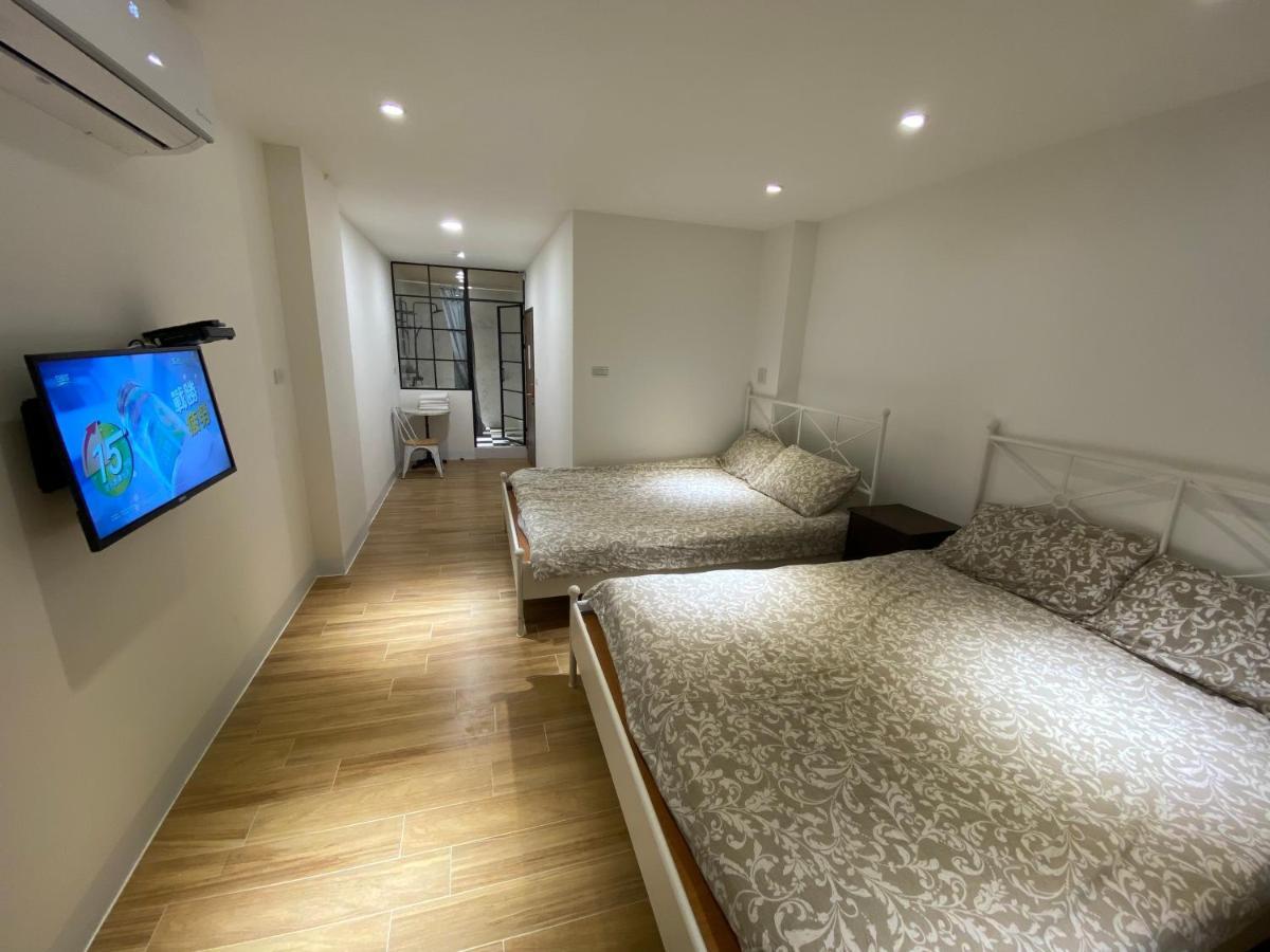 好室連連house Lien Lien Apartment Тайнан Екстериор снимка
