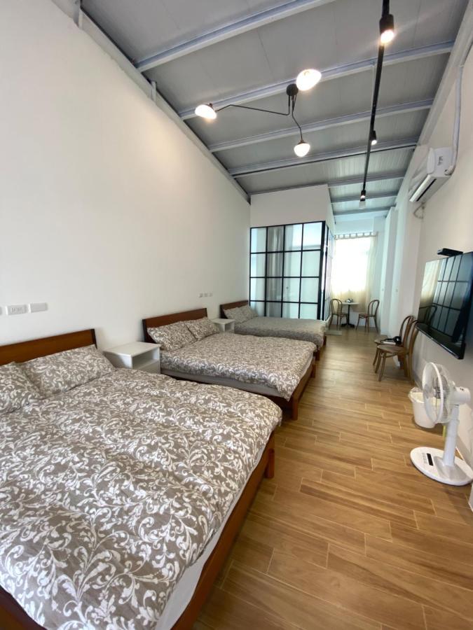 好室連連house Lien Lien Apartment Тайнан Екстериор снимка